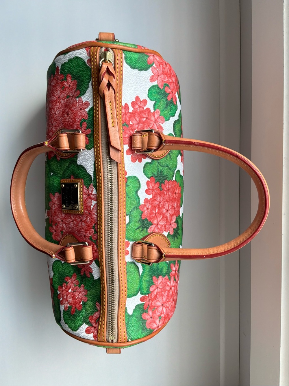 Dooney & Bourke Hydrangea Floral Barrel Satchel. J6266575 - Picture 9 of 16